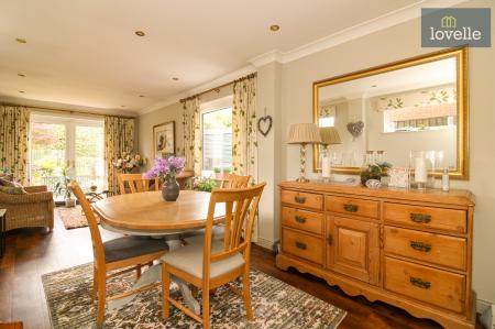 4 bedroom Detached house for sale in Andrews Close, Louth, LN11