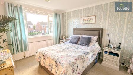 4 bedroom Detached house for sale in Andrews Close, Louth, LN11