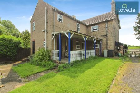 5 bedroom Detached house for sale in Calceby Way, Swaby, LN13