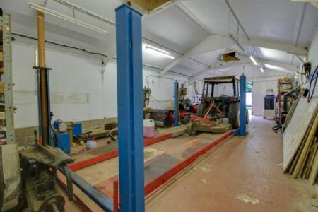 5 bedroom Detached house for sale in Calceby Way, Swaby, LN13