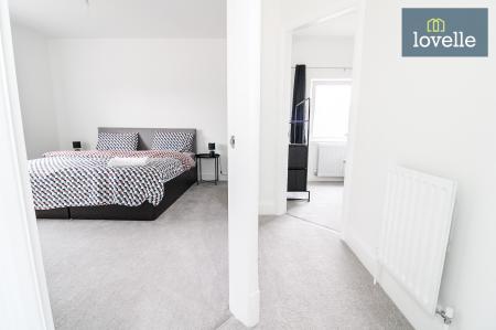 3 bedroom Detached house for sale in Carr Lane, Grimsby, DN32