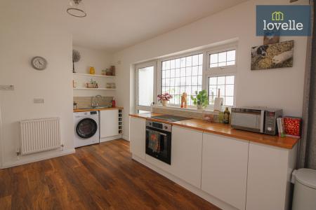 2 bedroom Detached bungalow for sale in Cemetery Road, North Somercotes, LN11