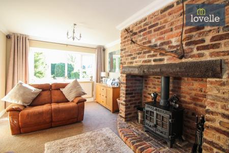 5 bedroom Detached bungalow for sale in Cemetery Road, North Somercotes, LN11