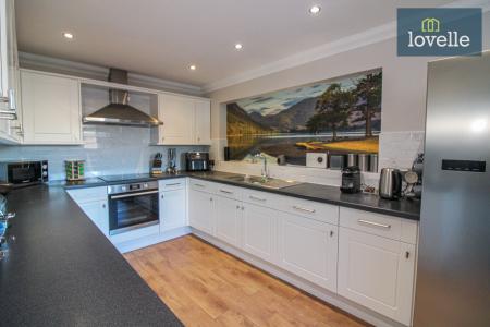 5 bedroom Detached bungalow for sale in Cemetery Road, North Somercotes, LN11