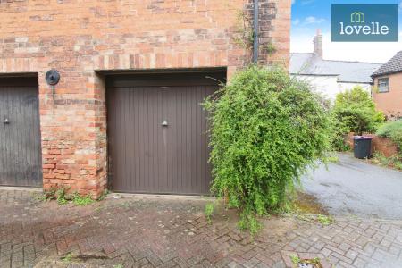 1 bedroom Flat for sale in Church Close, Louth, LN11