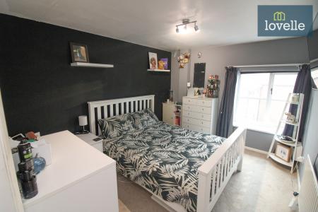 1 bedroom Flat for sale in Church Close, Louth, LN11