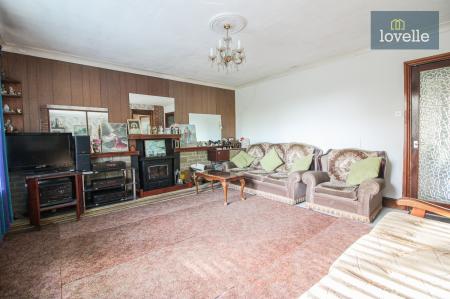 3 bedroom Detached bungalow for sale in Church End, North Somercotes, LN11