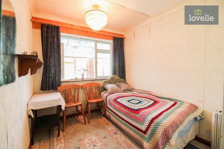 3 bedroom Detached bungalow for sale in Church End, North Somercotes, LN11