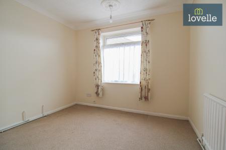 3 bedroom Semi-detached bungalow for sale in Coniston Avenue, Grimsby, DN33