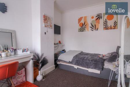 3 bedroom Terraced House for sale in Durban Road, Grimsby, DN32