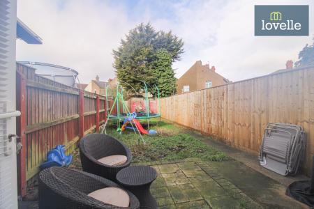 3 bedroom Terraced House for sale in Durban Road, Grimsby, DN32