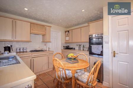 3 bedroom Detached bungalow for sale in Eresbie Road, Louth, LN11