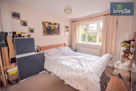 3 bedroom Detached bungalow for sale in Eresbie Road, Louth, LN11