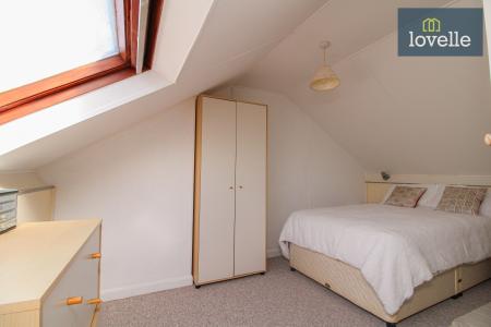 3 bedroom Semi-detached bungalow for sale in Fairway, Waltham, DN37