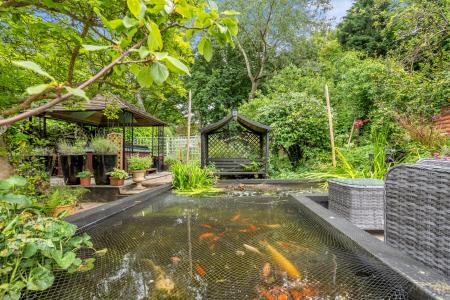 5 bedroom Semi-detached house for sale in Fords Avenue, Healing, DN41