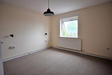 2 bedroom Flat for sale in Formans Walk, Louth, LN11