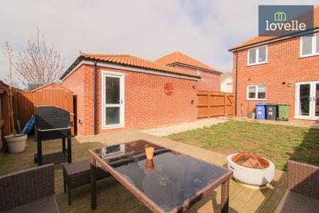 3 bedroom Semi-detached house for sale in Gervase Holles Way, Grimsby, DN33