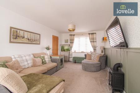 3 bedroom Semi-detached house for sale in Gervase Holles Way, Grimsby, DN33