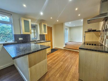 3 bedroom Bungalow for sale in Grange Lane, Utterby, LN11