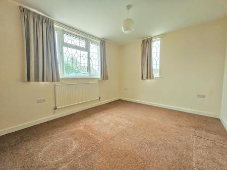 3 bedroom Bungalow for sale in Grange Lane, Utterby, LN11