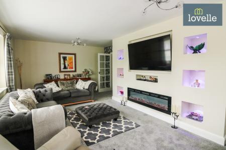 3 bedroom Detached bungalow for sale in Holywell Lane, Utterby, LN11