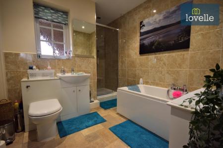 3 bedroom Detached bungalow for sale in Holywell Lane, Utterby, LN11