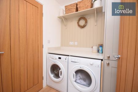 4 bedroom Detached house for sale in Househam Lane, Legbourne, LN11