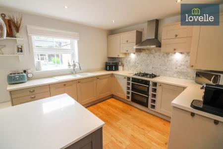 4 bedroom Detached house for sale in Househam Lane, Legbourne, LN11