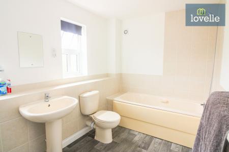 4 bedroom Detached house for sale in Househams Lane, Legbourne, LN11