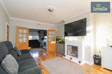 3 bedroom Semi-detached house for sale in Laceby Road, Grimsby, DN34