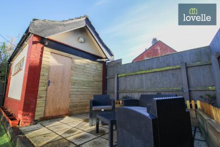 3 bedroom Semi-detached house for sale in Laceby Road, Grimsby, DN34