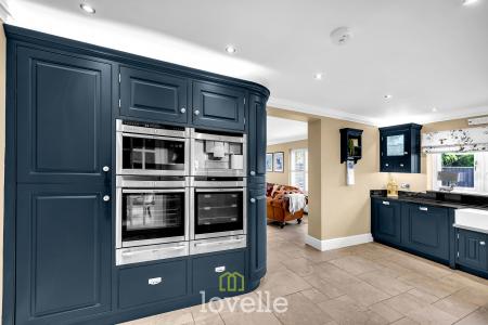 4 bedroom Detached house for sale in Main Road, Ashby Cum Fenby, DN37