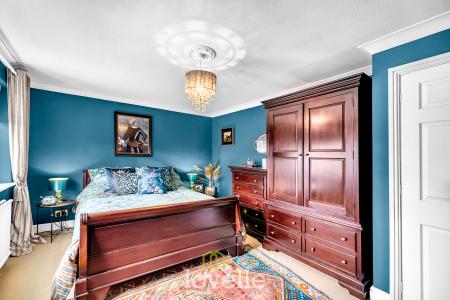 4 bedroom Detached house for sale in Main Road, Ashby Cum Fenby, DN37