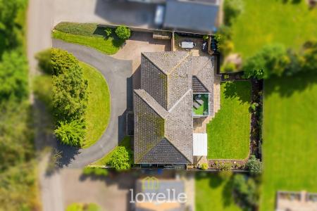 4 bedroom Detached house for sale in Main Road, Ashby Cum Fenby, DN37