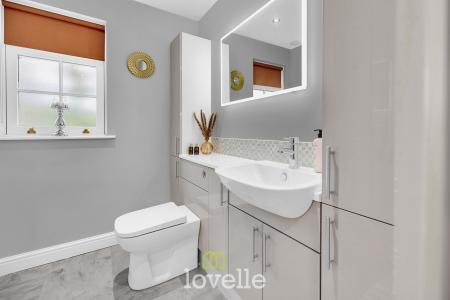 4 bedroom Detached house for sale in Main Road, Ashby Cum Fenby, DN37