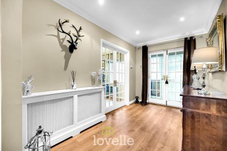 4 bedroom Detached house for sale in Main Road, Ashby Cum Fenby, DN37