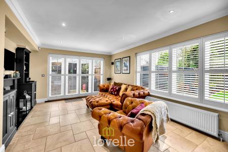 4 bedroom Detached house for sale in Main Road, Ashby Cum Fenby, DN37