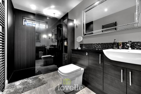 4 bedroom Detached house for sale in Main Road, Ashby Cum Fenby, DN37