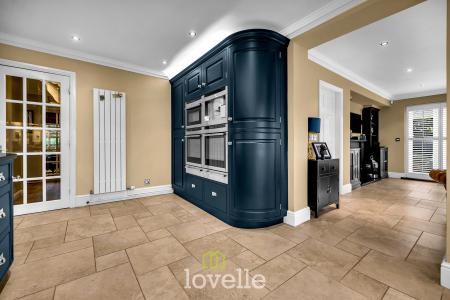 4 bedroom Detached house for sale in Main Road, Ashby Cum Fenby, DN37