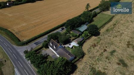 3 bedroom Detached house for sale in Main Road, Gayton Top, LN13