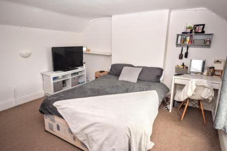 4 bedroom Detached house for sale in Main Road, Saltfleetby, LN11