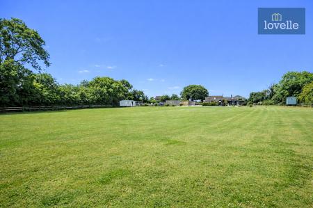 4 bedroom Equestrian facility for sale in Main Road, Grainthorpe, LN11
