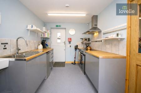 4 bedroom Equestrian facility for sale in Main Road, Grainthorpe, LN11