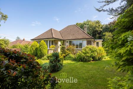 3 bedroom Detached bungalow for sale in Main Road, Hatcliffe, DN37