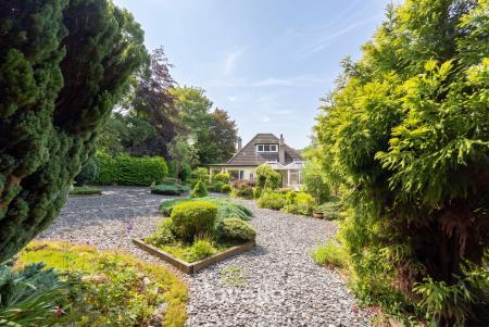 3 bedroom Detached bungalow for sale in Main Road, Hatcliffe, DN37