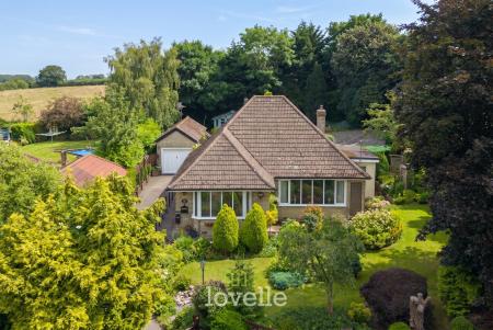 3 bedroom Detached bungalow for sale in Main Road, Hatcliffe, DN37