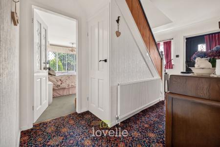 3 bedroom Detached bungalow for sale in Main Road, Hatcliffe, DN37