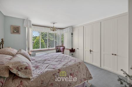 3 bedroom Detached bungalow for sale in Main Road, Hatcliffe, DN37