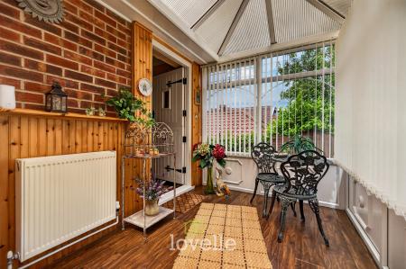 3 bedroom Detached bungalow for sale in Main Road, Hatcliffe, DN37