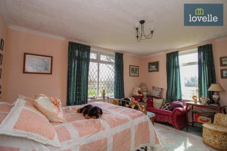 3 bedroom Detached bungalow for sale in Main Road, Saltfleetby, LN11